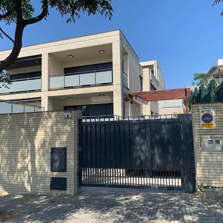 Casa Primera Linea De Mar En *